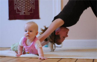 mama-baby-yoga